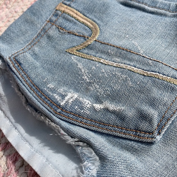 American Eagle Lacey Cut Off Short Jean sz 4 - Picture 5 of 8